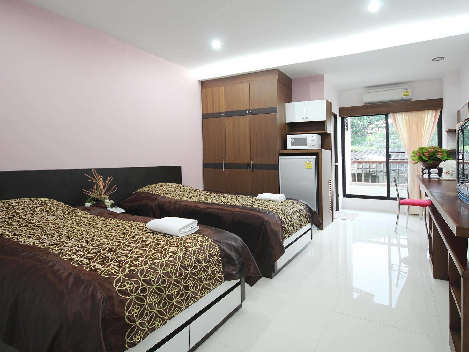 Pattara Place Chiang Mai Extérieur photo